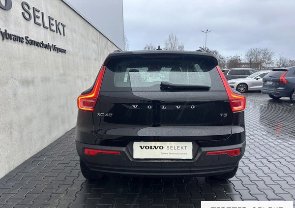 Volvo XC 40 cena 135000 przebieg: 61700, rok produkcji 2020 z Poznań małe 254